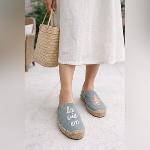 Soludos La Vie En Rosé Embroidered Espadrille Flats Blue Canvas Slip-On Shoes